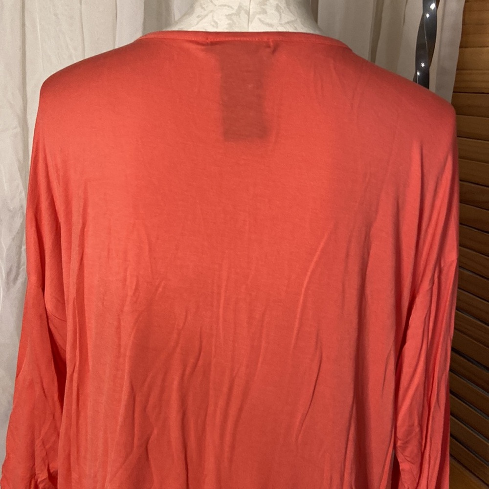 Design History 3/4 sleeve top. Size XL - Picture 3 of 6